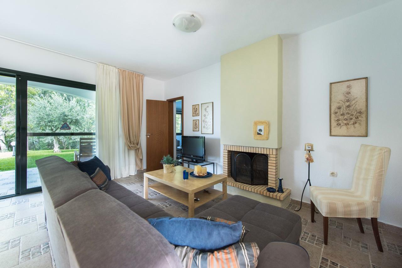 #Luxlikehome - Kriopigi Pines By The Sea Eksteriør billede